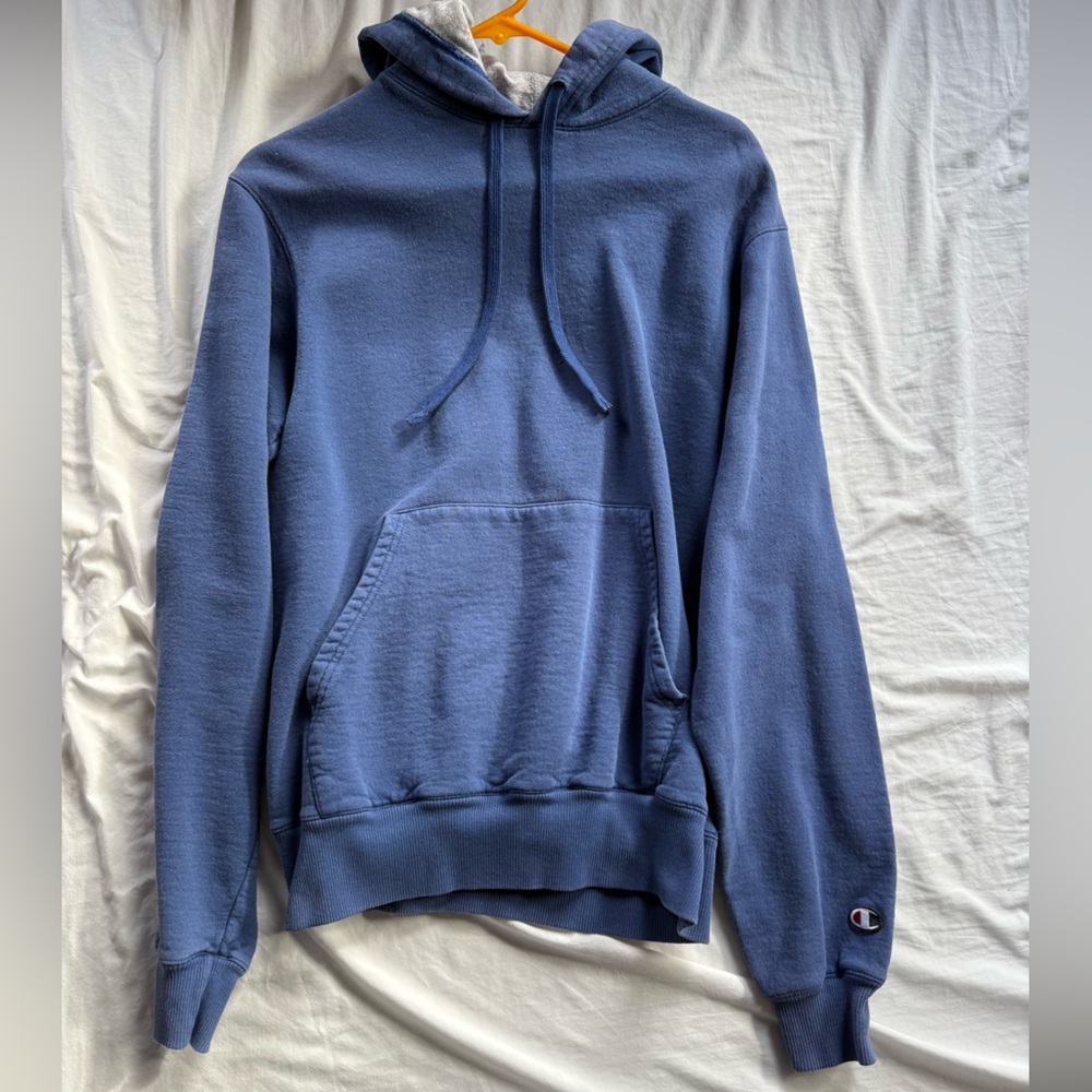 Champion Men's Navy Blue Pullover Sweater